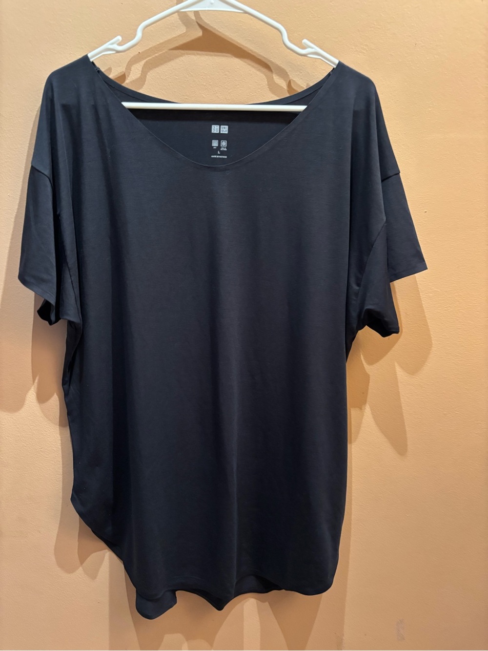 Uniqlo AIRism seamless long T-shirt relaxed silhouette quick-drying fabric L